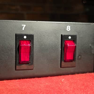 Visual Effects Inc. VEI-8000 Power Conditioner image 4