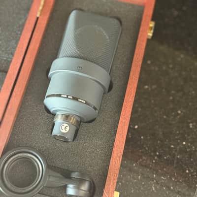Neumann TLM 103 mt Large Diaphragm Cardioid Condenser Microphone - Black - WITH SHOCK MOUNT image 5
