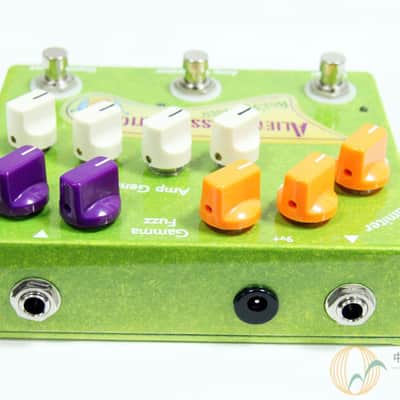 Analog Alien Alien Bass Station image 5
