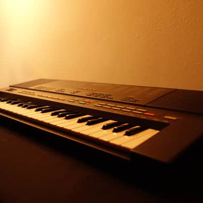 Yamaha PSS-480 digital synthesizer image 2
