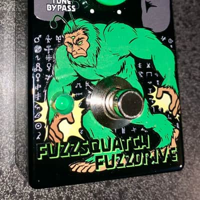 INTERSTELLER AUDIO MACHINES FUZZSQUATCH FUZZDRIVE \ FUZZ PEDAL Guitar effects pedal image 2