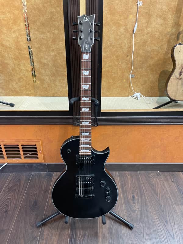 ESP LTD EC-256 with Jatoba Fretboard 2017 - Present - Black image 1