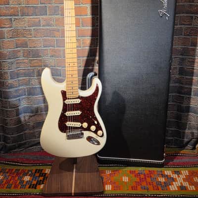 Fender 1993 Custom Shop Closet Classic Stratocaster Olympic White w/ Fender G&G HSC image 1