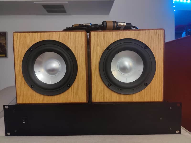 DMAX Audio Super Sound Cube 5 2024 - Oak image 1