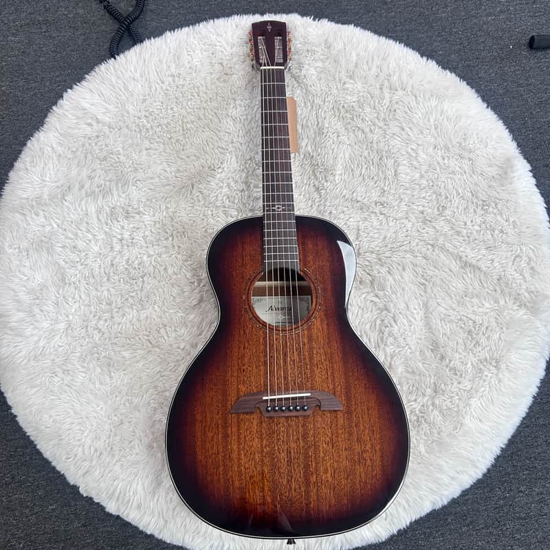 Alvarez AP66SHB Parlor 2010s - Shadowburst image 1