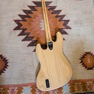 Fender American Vintage '75 Jazz Bass with Maple Fretboard 1999 - 2012 - Natural image 7