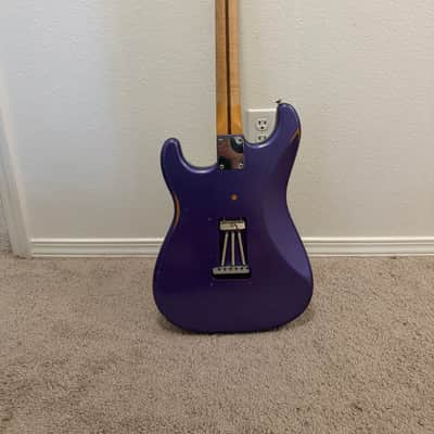 Fender Vintera Road Worn Mischief Maker Stratocaster 2021 - Metallic Purple image 2