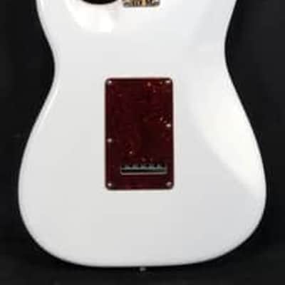 Fender American Ultra Stratocaster Electric Guitar, Rosewood Fingerboard, Arctic Pearl, W/HSC image 12