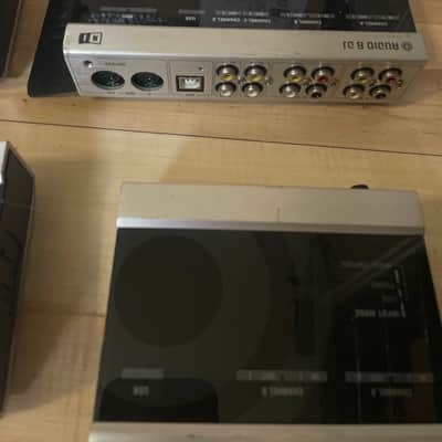 Lot of Native Instruments Traktor Audio 10 Audio 8 DJ Audio 4DJ image 8