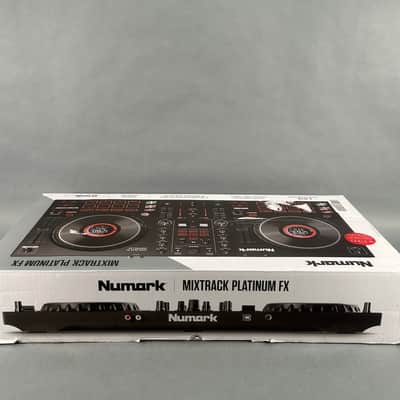 Numark Mixtrack Platinum FX DJ Controller 2020 - Present - Black image 15