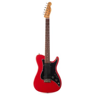 Fender Bullet Deluxe (1981 - 1982)