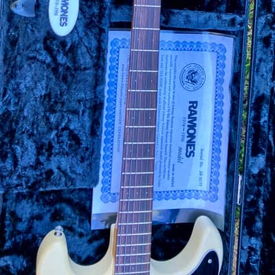 Fillmore (Mosrite) Ramone’s 1974-1996 image 14