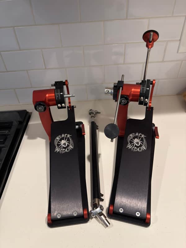 Trick Pro 1-V Black Widow Bigfoot Longboard Double Bass Drum Pedal 2020s - Red & Black image 1