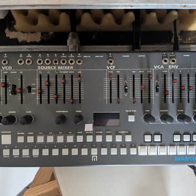 Malekko Manther Monophonic Analog Synthesizer and Sequencer 2018 - Gray image 3