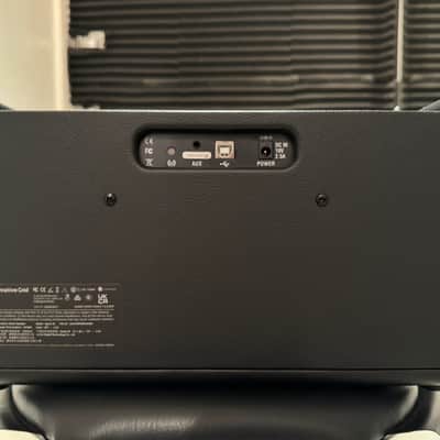Positive Grid Spark 40 40-Watt 2x4" Modeling Guitar Combo, uLooper, Sparkcontrol foot switch, Spark bag image 15
