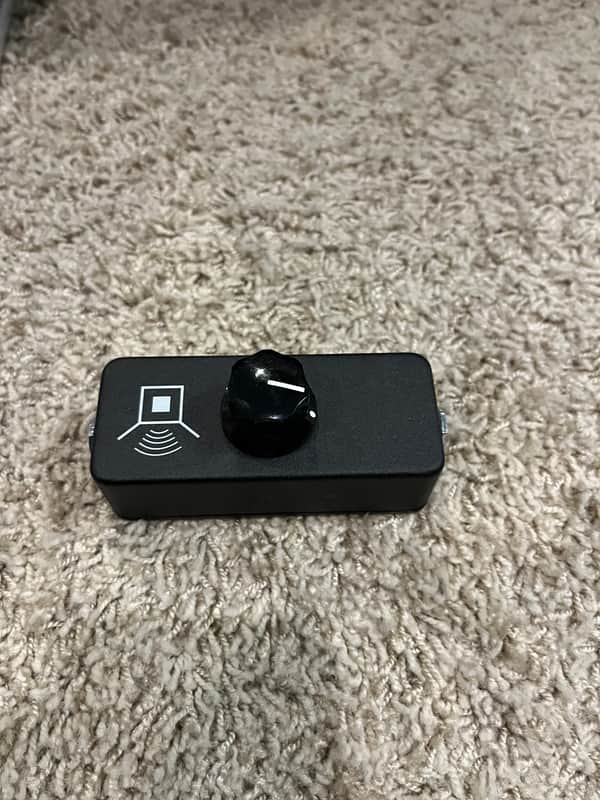 JHS Little Black Amp Box