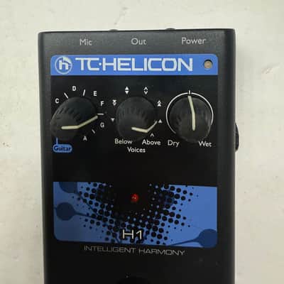 TC Helicon Voicetone H1 Intelligent Harmony Vocal Effect Pedal + Power Supply image 2