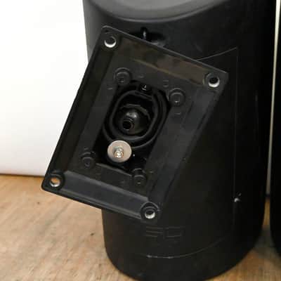 QSC AD-S82 8" Two-Way Surface Mount Loudspeaker (PAIR) CG01MBJ image 10