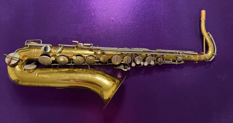 Buescher Aristocrat Tenor Saxophone - Lacquer image 1