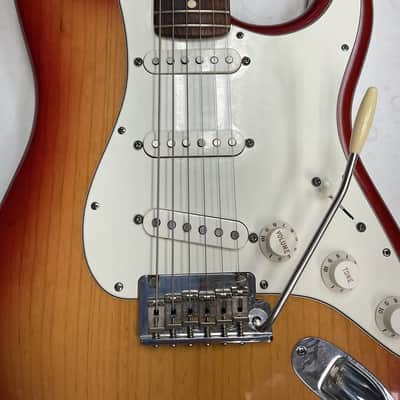 Fender American Series Stratocaster with Rosewood Fretboard 2003 - 2007 - Sienna Sunburst image 4