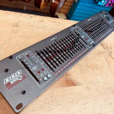 DOD 830QX Graphic Equalizer Rackmount Stereo EQ image 2