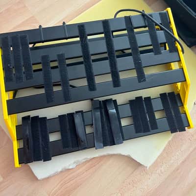 NuX NPB-L Bumblebee Large Pedal Board with Soft Case 2010s - Black / Yellow image 8