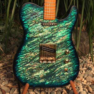 Pearlvibe tele real full abalone top Blue Bayou vintage telecaster image 4