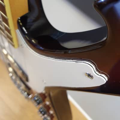 Ibanez Iceman ICB200 2004 Sunburst Electric Bass Guitar image 9