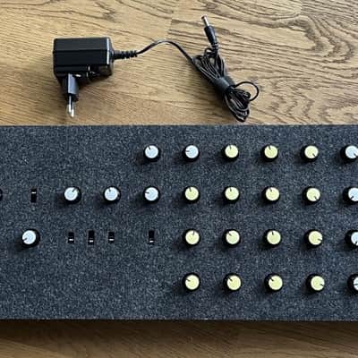 Behringer MonoPoly 37-Key Polyphonic Synthesizer 2021 - Present - Black image 2