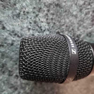 Sennheiser  SKM 5200 BK-C
FREQ: 706 - 742 MHZ image 6