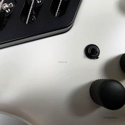 Dingwall NG3 6-String Matte Ducati White Pearl Bass w/ Bag 9.72lbs #19965B B-Stock image 25