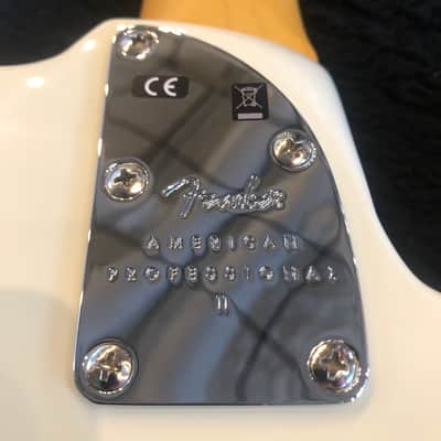 Fender American Professional II Precision Bass Left-Handed RW Olympic White 8lbs,10oz US210029200 image 7