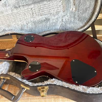 Gretsch G5230T Electromatic Jet with Bigsby, locking tuners, and HARD CASE image 3