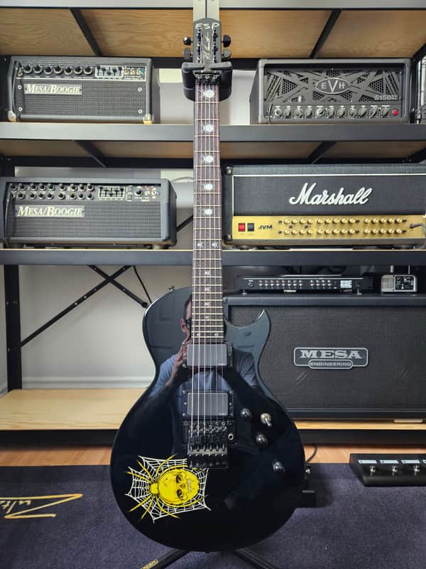 ESP KH-3 Kirk Hammett Signature - Black with Custom Graphic image 1