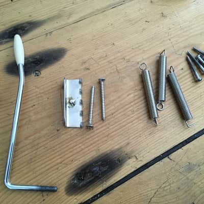 Fender Strat Tremolo Bridge Unit PW29 Full Block | Reverb Denmark