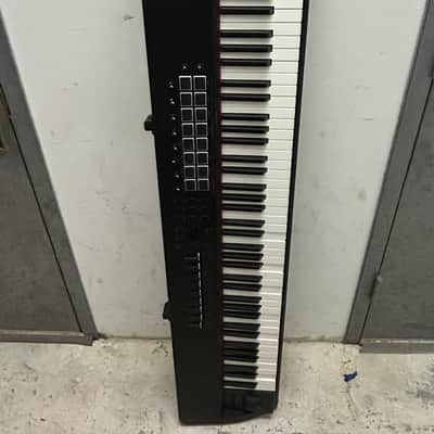 M-Audio Hammer 88 Pro 88-key Keyboard Controller