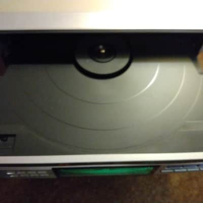 Sharp RP-117 Liner Tracking Turntable * A/B Side Playback * Fully Serviced image 2