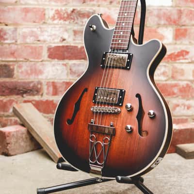 Maton BB1200JH Josh Homme Signature Tobacco Sunburst image 1
