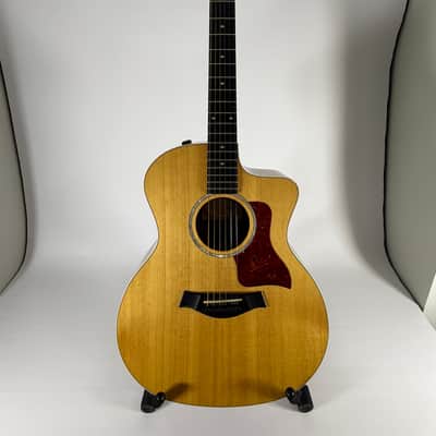 Taylor 214ce DLX 2018 w/ Hardcase image 2