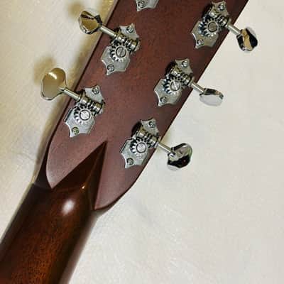 Martin Vintage Series OM-28V sunburst image 16
