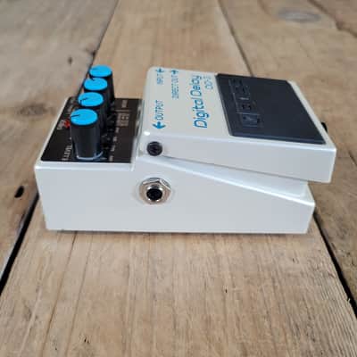 Boss 2011 DD-3 Digital Delay Pedal, Taiwan, Excellent image 5