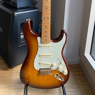 Fender 75th Anniversary Commemorative Stratocaster 2021 - 2-Color Bourbon Burst image 3