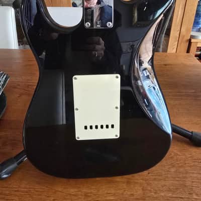 Fender Squirer Standard Stratocaster 2007 - Black image 3