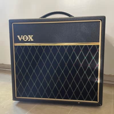 VOX  Pathfinder15R アンプ Vox Pathfinder 15R Combo – Chicago Music Exchange