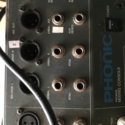 Phonic Pmc802b mixer image 2