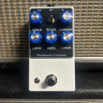 DDA FX Pedal PCB Thumbsucker Compressor (Engineer’s Thumb) 2026 - Textured White image 1