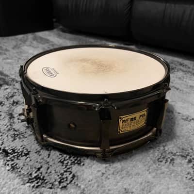 Pork Pie 5x12 inch Maple Snare in Transparent Black Finish & Black Chrome Hardware (2004) image 5