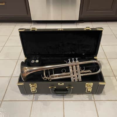 Serviced Yamaha YTR-8335G Xeno Trumpet (Ready to Play) - Plays Like a Dream! image 1