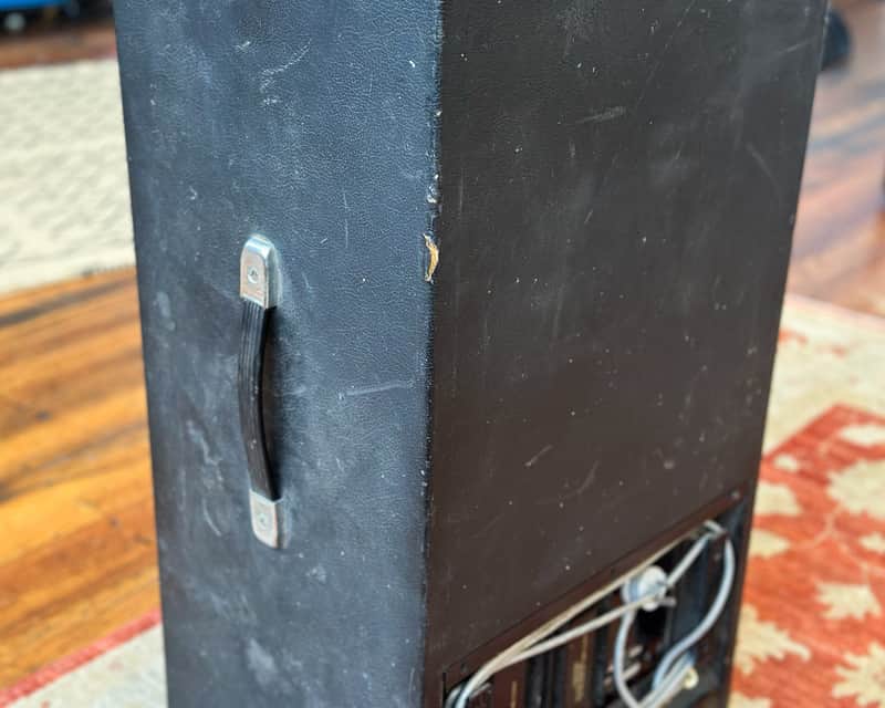 YAMAHA A0112T Self-Powered Speaker System | Reverb