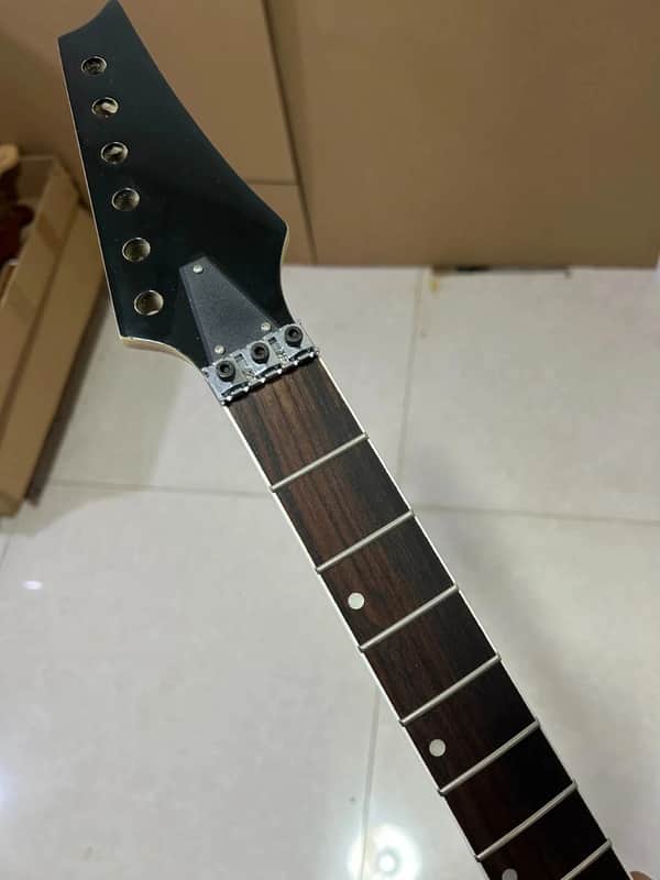 Maple Electric Guitar Neck, Rosewood 24 Frets Locking Nut image 1